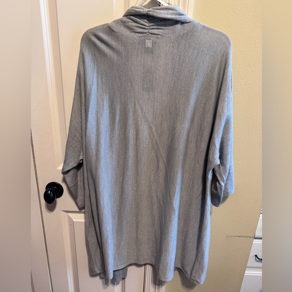 Lane Bryant Grey Open Front Cardigan Sweater Plus 3/4 Sleeves Pockets Sz 26/28 - Picture 10 of 12